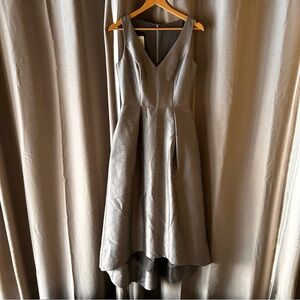 Elegant Gray Sleeveless Dress